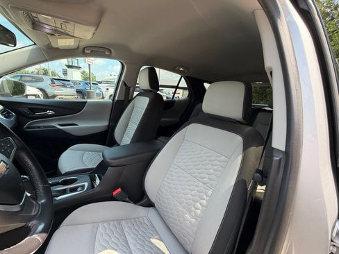 Used 2019 Chevrolet Equinox LT FWD image 11