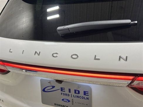 Used 2025 Lincoln Corsair Premiere w/ Equipment Group 101A image 30