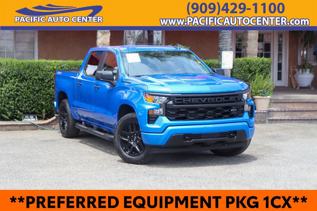 Used 2025 Chevrolet Silverado 1500 Custom w/ Turbomax Blackout Package AWD/4WD image 1