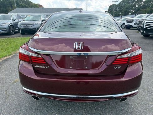 Used 2016 Honda Accord EX-L image 9