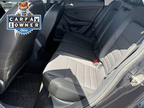 Used 2022 Volkswagen Jetta SE FWD image 24