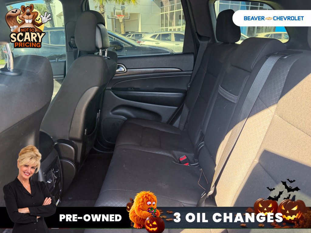 Used 2018 Jeep Grand Cherokee Laredo AWD/4WD image 9