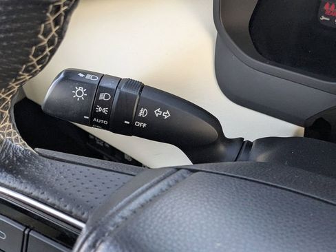 Used 2022 Toyota Tundra Capstone AWD/4WD image 22