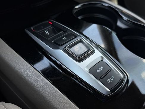 Used 2016 Honda Pilot Touring image 18