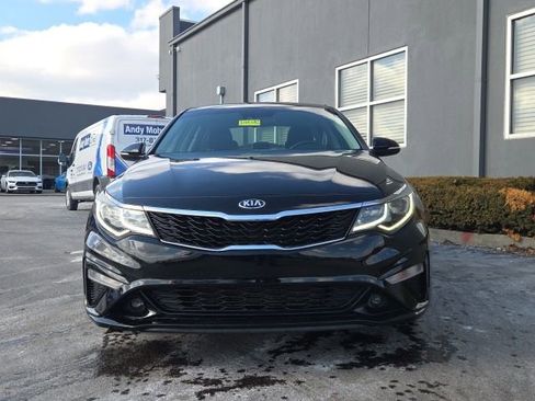 Used 2019 Kia Optima S image 11