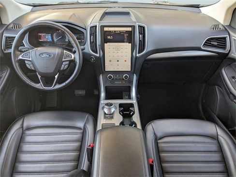 Used 2023 Ford Edge SEL image 17