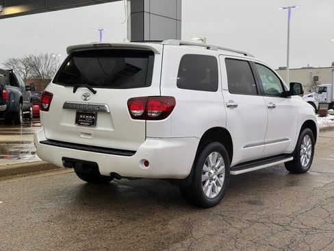 Used 2019 Toyota Sequoia Platinum image 3