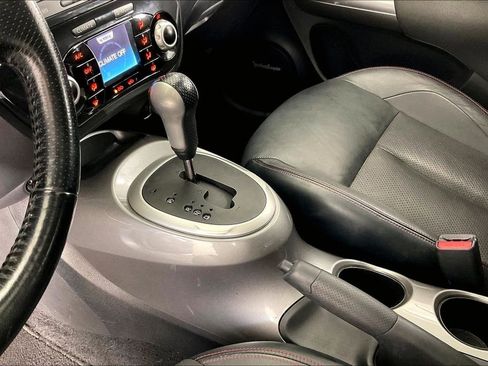 Used 2013 Nissan Juke SL w/ Sport Pkg image 19