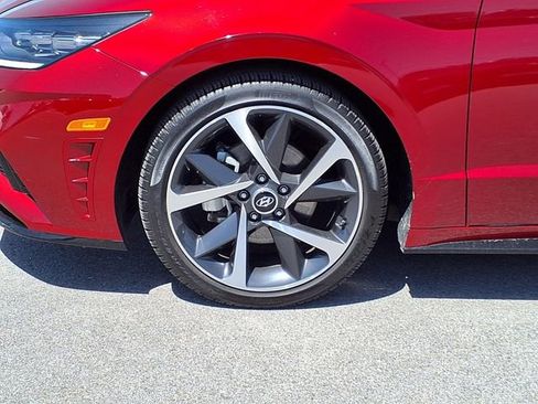 Certified 2023 Hyundai Sonata SEL Plus FWD image 11