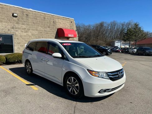 Used 2014 Honda Odyssey Touring image 3