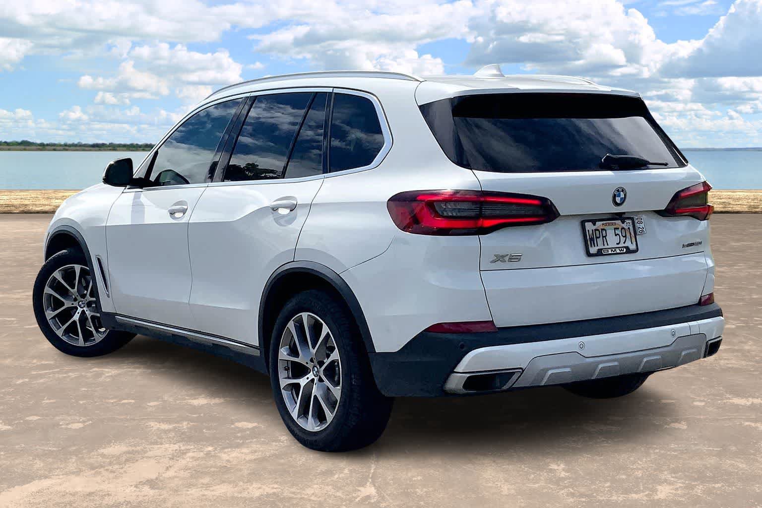 Used 2022 BMW X5 sDrive40i w/ Premium Package RWD image 4