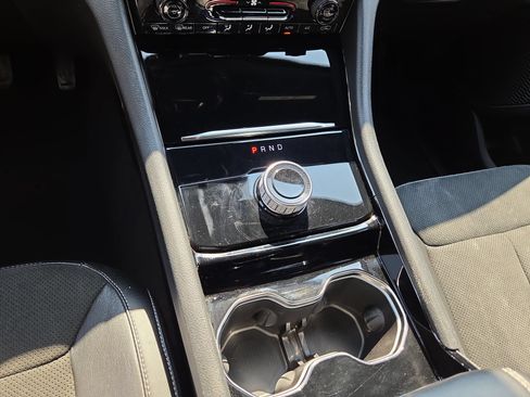 Used 2022 Jeep Grand Cherokee L Laredo AWD/4WD image 22