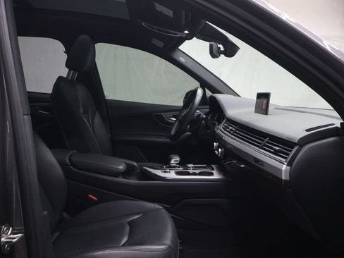 Used 2019 Audi Q7 2.0T Premium Plus w/ Premium Plus Package AWD/4WD image 9