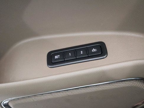 Used 2018 Chevrolet Tahoe LT RWD image 28