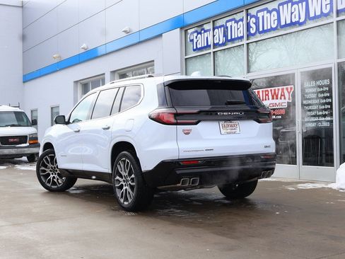 New 2026 GMC Acadia Denali Ultimate w/ LPO, Floor Liner Package image 44