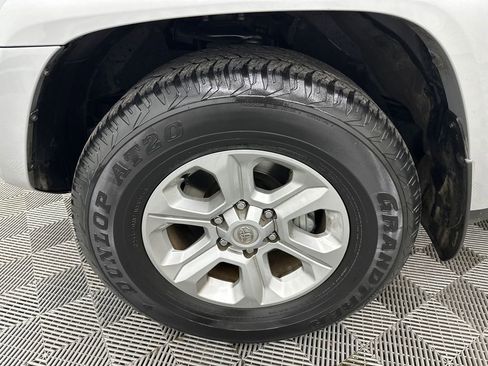 Used 2023 Toyota 4Runner SR5 Premium w/ Moonroof Package RWD image 12