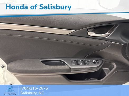 Used 2019 Honda Civic EX image 17