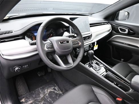 New 2026 Jeep Compass Limited w/ Mopar Graphics Package image 12