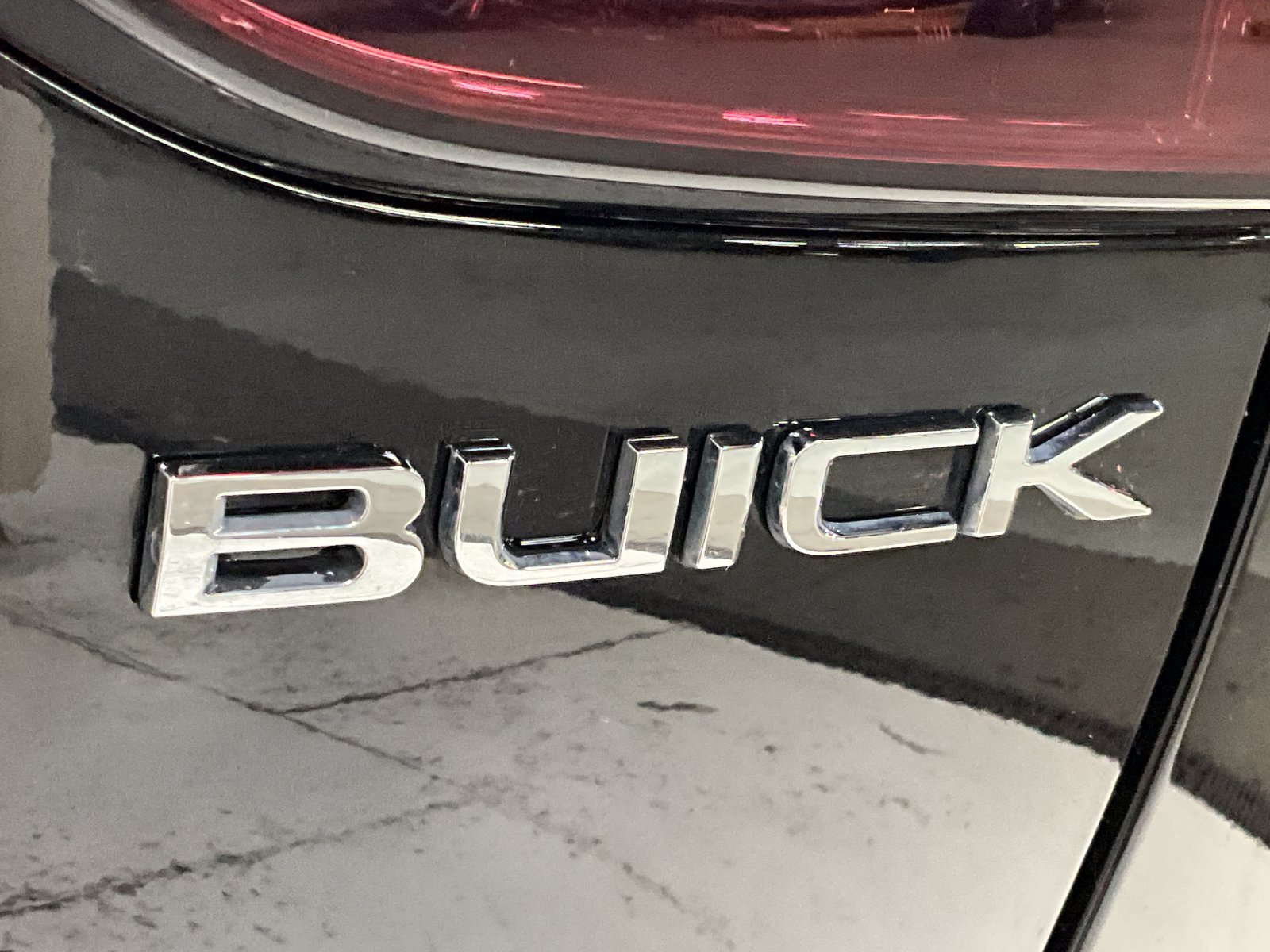 Used 2025 Buick Envision Sport Touring AWD/4WD image 30