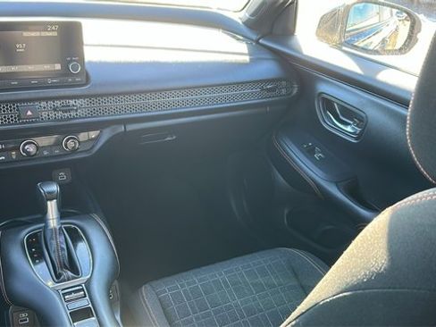 Used 2023 Honda HR-V Sport image 22