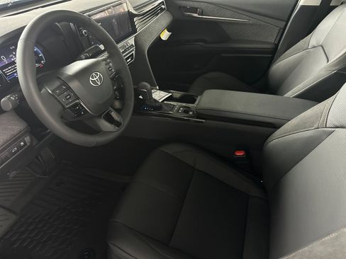 New 2026 Toyota Camry XLE image 9