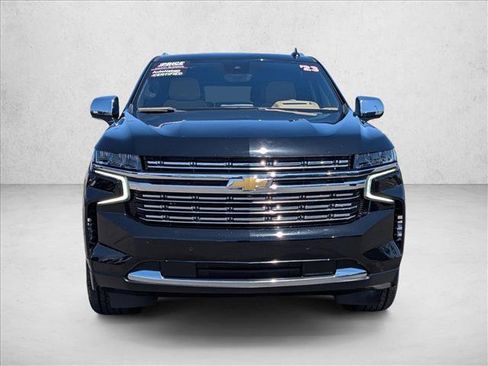 Used 2023 Chevrolet Suburban Premier AWD/4WD image 2