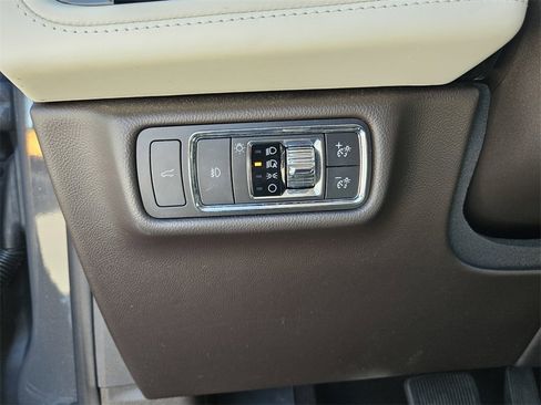 Used 2020 Lincoln Aviator Black Label w/ Dynamic Handling Package image 16