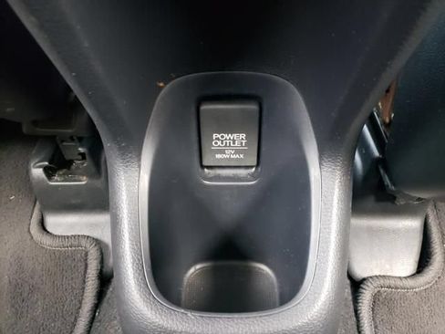 Used 2018 Honda HR-V EX image 13