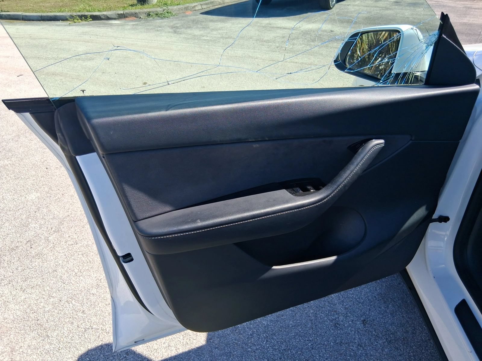 Used 2021 Tesla Model Y Long Range AWD/4WD image 10