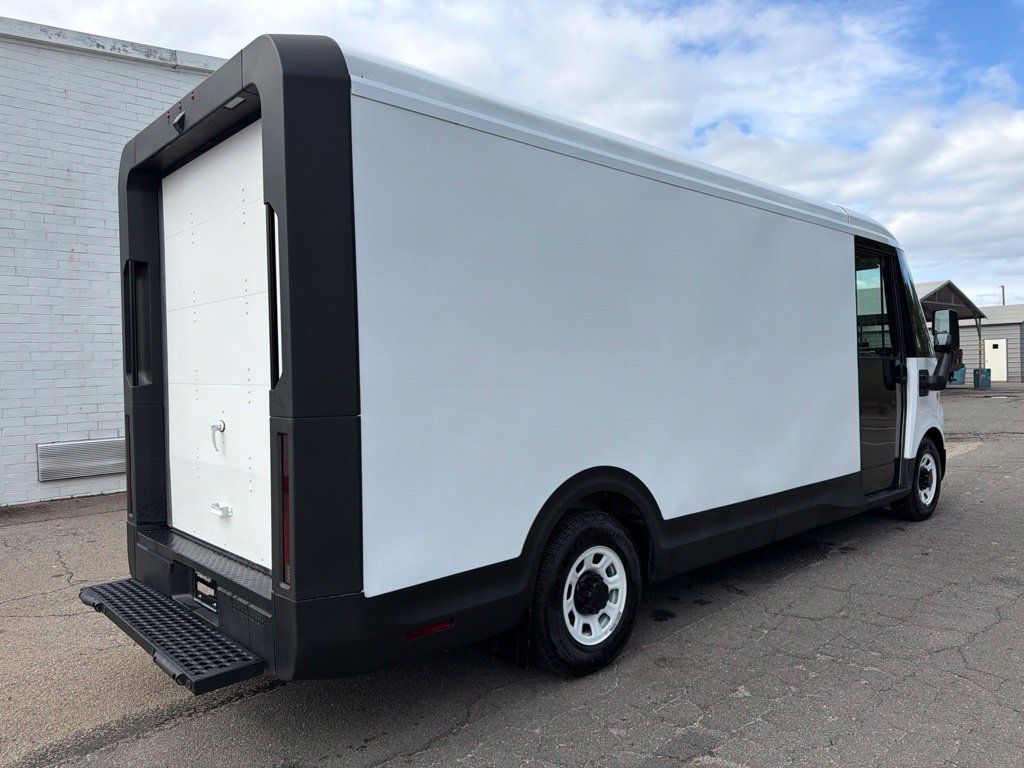 Used 2024 Chevrolet Brightdrop 600 w/ Commercial Equipment Package AWD/4WD image 2