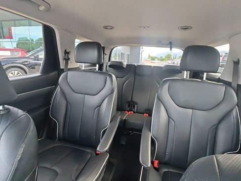 Used 2025 Hyundai Palisade SEL FWD image 33