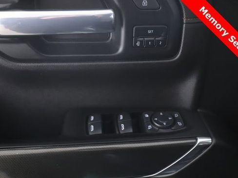 Used 2022 GMC Sierra 1500 AT4 w/ AT4 Premium Package AWD/4WD image 20