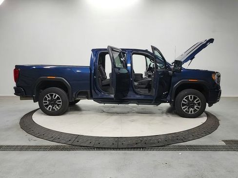 Used 2023 GMC Sierra 2500 AT4 w/ Gooseneck/5TH Wheel Package AWD/4WD image 16