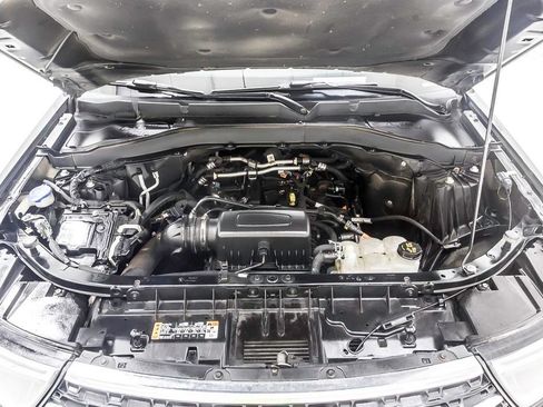 Used 2022 Ford Explorer XLT AWD/4WD image 39