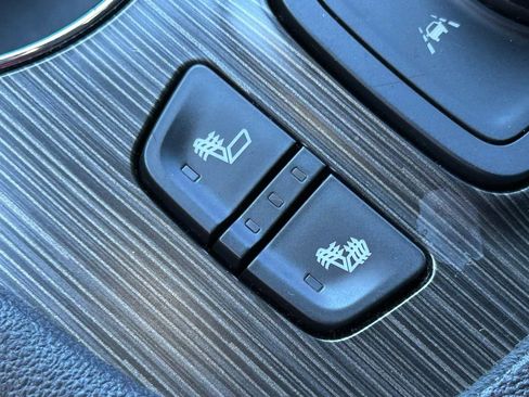 Used 2023 GMC Acadia SLT image 34