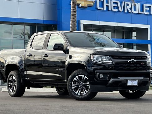 Used 2021 Chevrolet Colorado Z71 image 2