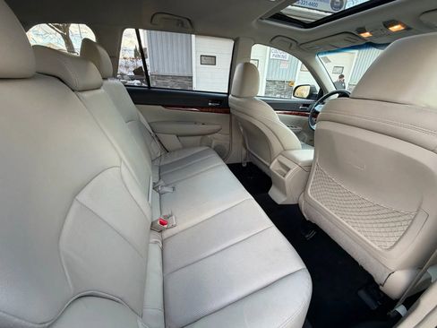 Used 2011 Subaru Outback 3.6R Limited w/ PWR Moonroof Pkg image 18