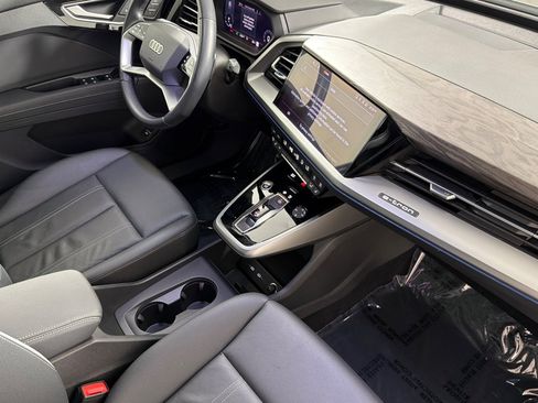 Certified 2023 Audi Q4 e-tron Premium Plus w/ Premium Plus RWD image 15