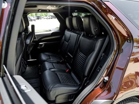 New 2026 Land Rover Discovery Limited Edition AWD/4WD image 54