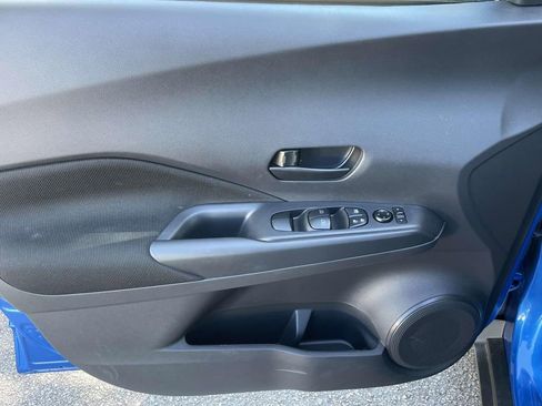 Used 2025 Nissan Kicks Play S image 14