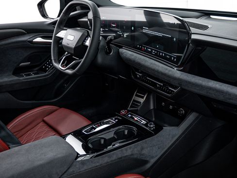 New 2025 Audi S6 e-tron Premium Plus image 12