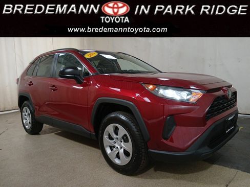 Certified 2019 Toyota RAV4 LE AWD/4WD image 1