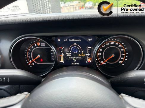 Certified 2023 Jeep Gladiator Sport AWD/4WD image 59