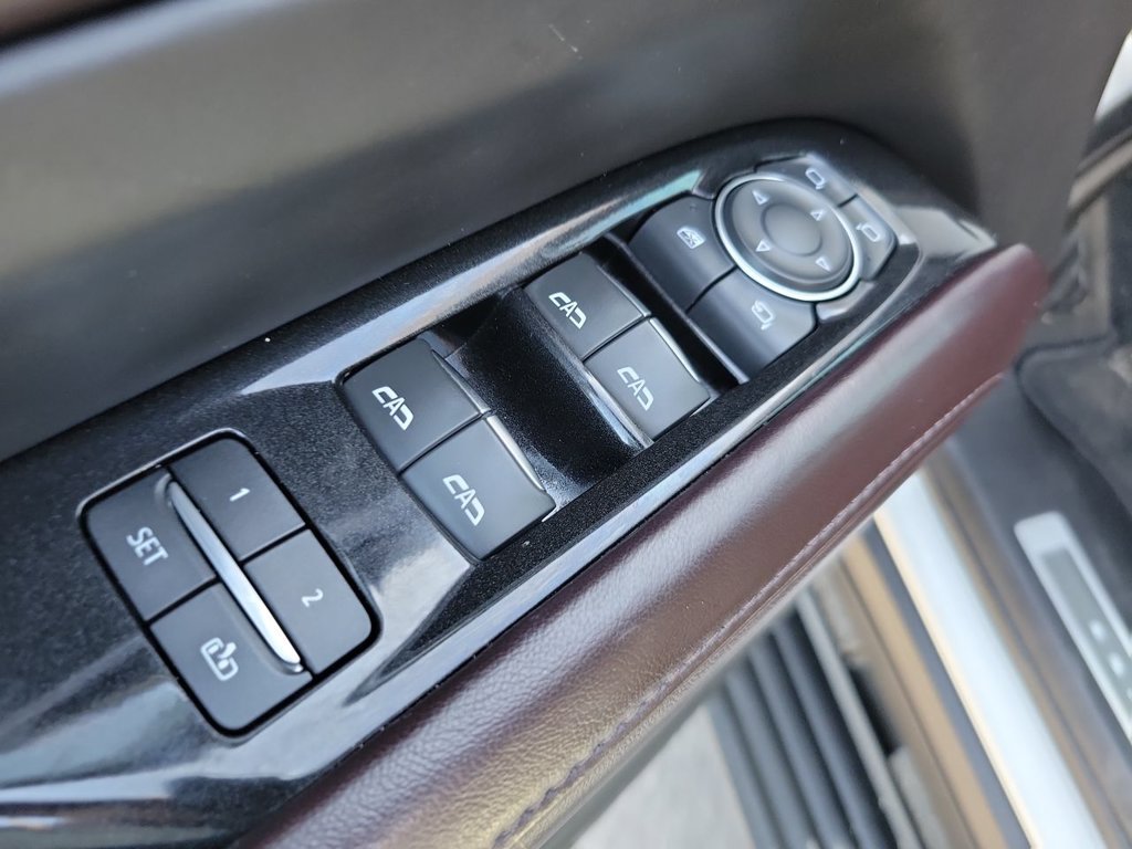 Certified 2021 Cadillac Escalade Sport Platinum RWD image 23