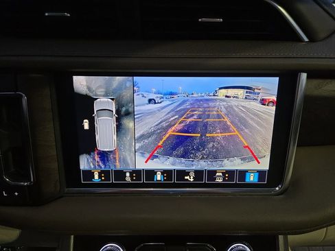 Used 2021 GMC Yukon XL Denali image 22