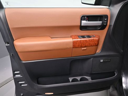 Certified 2021 Toyota Sequoia Platinum image 13