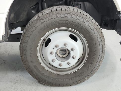 Used 2024 Ford F350 XL w/ FX4 Off-Road Package AWD/4WD image 19