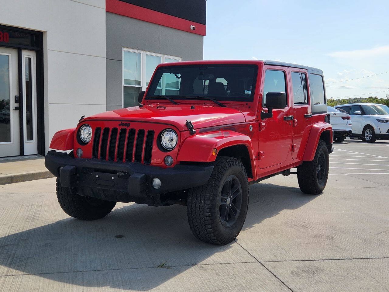 Used 2017 Jeep Wrangler Unlimited Sahara AWD/4WD image 1