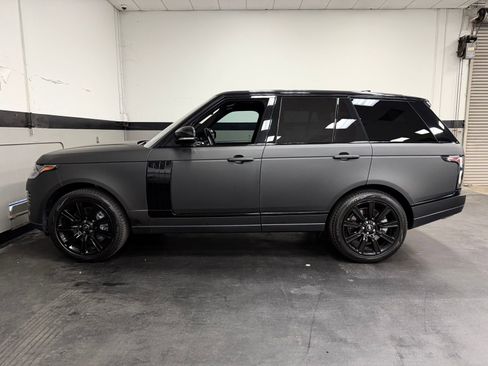 Used 2022 Land Rover Range Rover Westminster Edition image 9