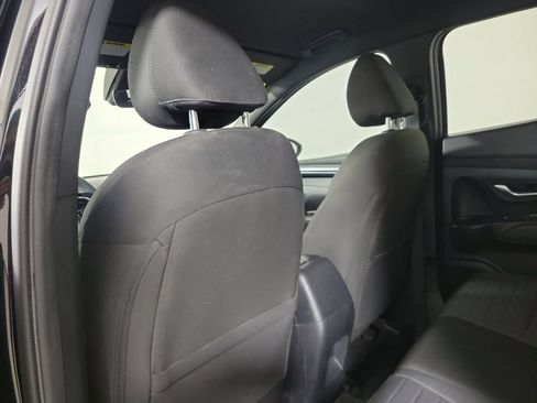 Used 2022 Hyundai Santa Cruz SEL FWD image 11